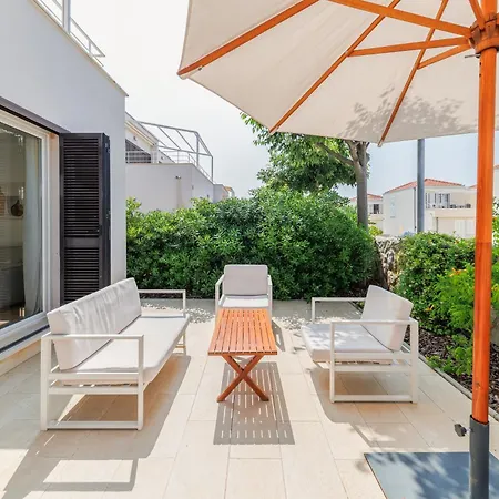 Sunny Side Casa By Belmont Realty