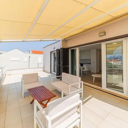 Sunny Side Casa By Belmont Realty