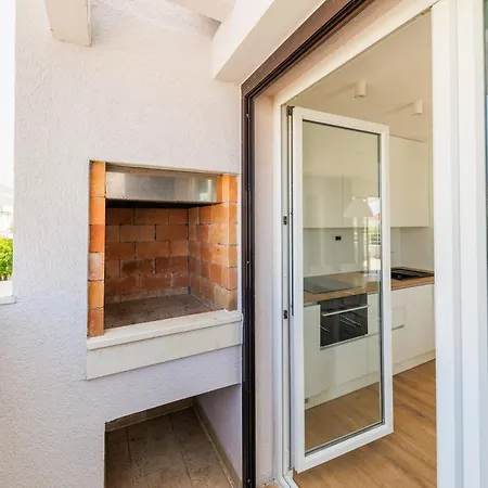 شقة Sunny Side Casa By Belmont Realty بيتريتْشاني