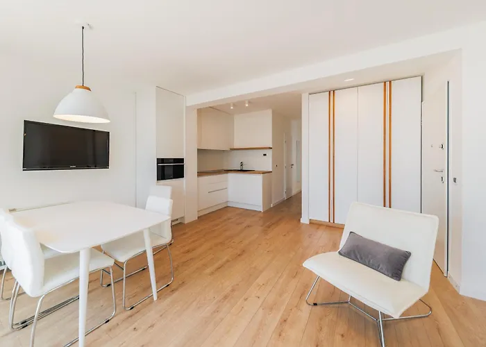 アパート Sunny Side Casa By Belmont Realty