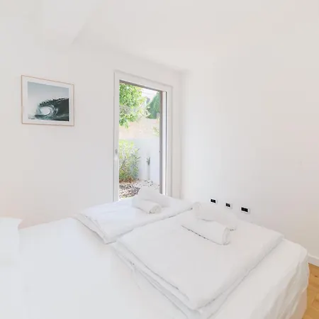 Sunny Side Casa By Belmont Realty Petrcane