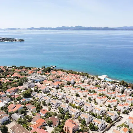 Sunny Side Casa By Belmont Realty Petrcane