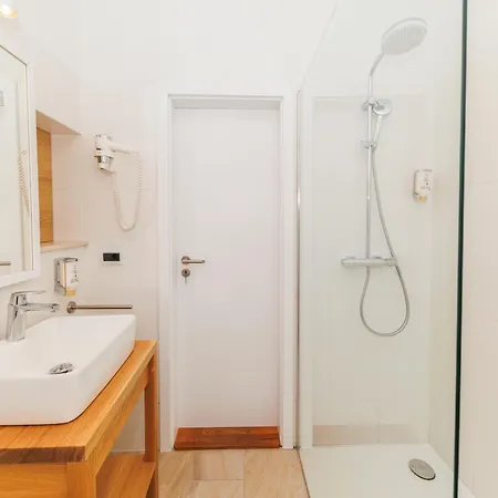 Sunny Side Casa By Belmont Realty