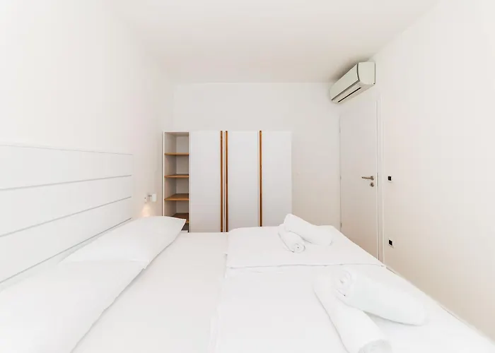 Sunny Side Casa By Belmont Realty