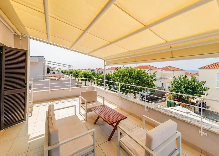 Апартаменты Sunny Side Casa By Belmont Realty *